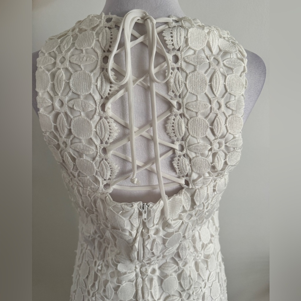 Bisou Bisou Lace Dress Women's Sz 6 White Eyelet Sheath Pencil Lined - Picture 5 of 8